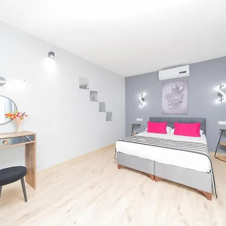 Spacious Flat In Konyaalti *